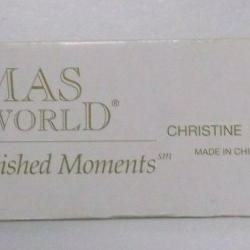 CHRISTMAS AROUND THE WORLD “CHRISTINE NOEL”2001 PORCELAIN DOLL BOX COA STAND